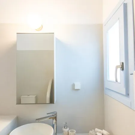 Light Blue House - Kato Kleisma * Kato Klisma