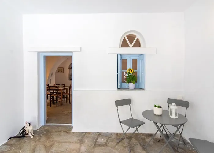 Apartman Light Blue House - Kato Kleisma *